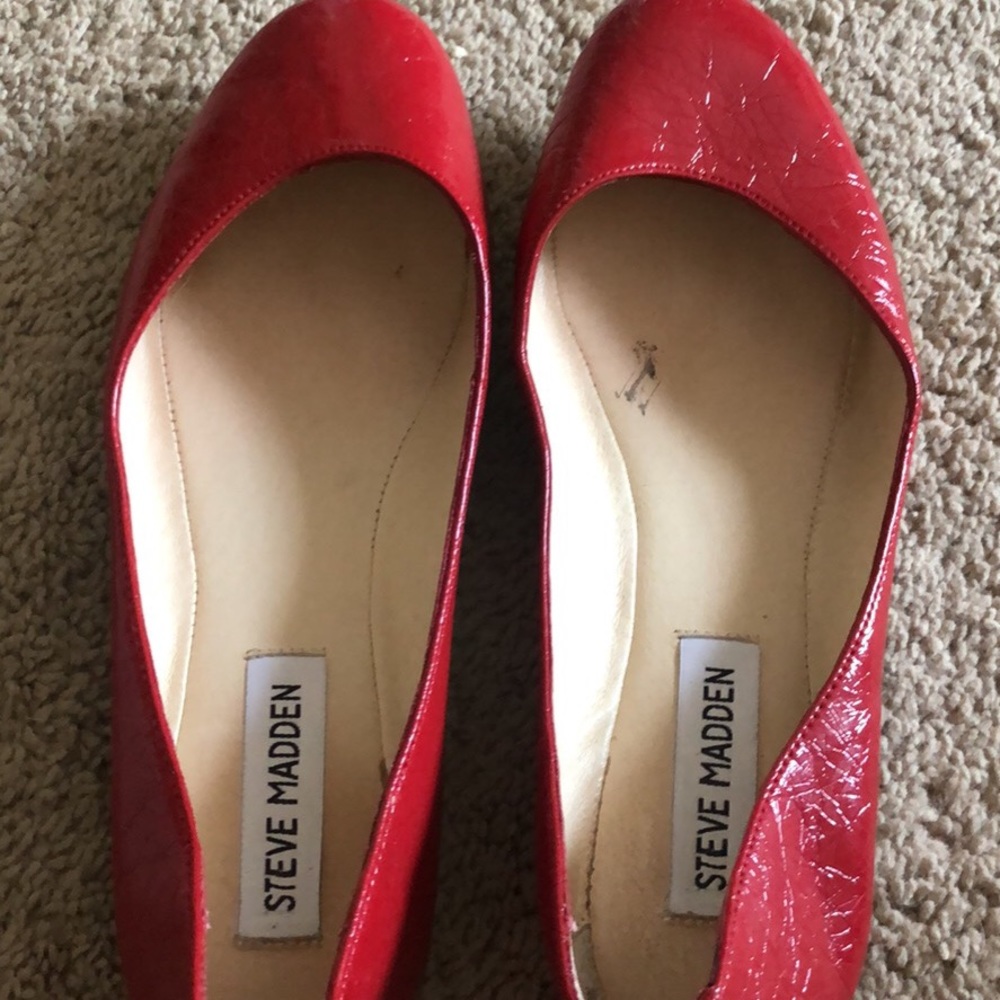 Steve Madden red ballet flats